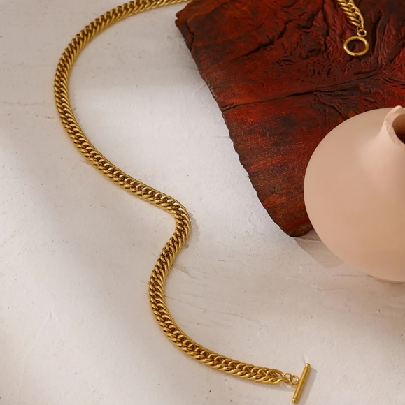 Necklace - Picture 4 of 7